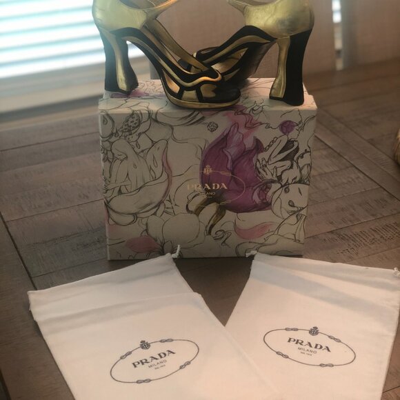 Prada Heels - Picture 7 of 10